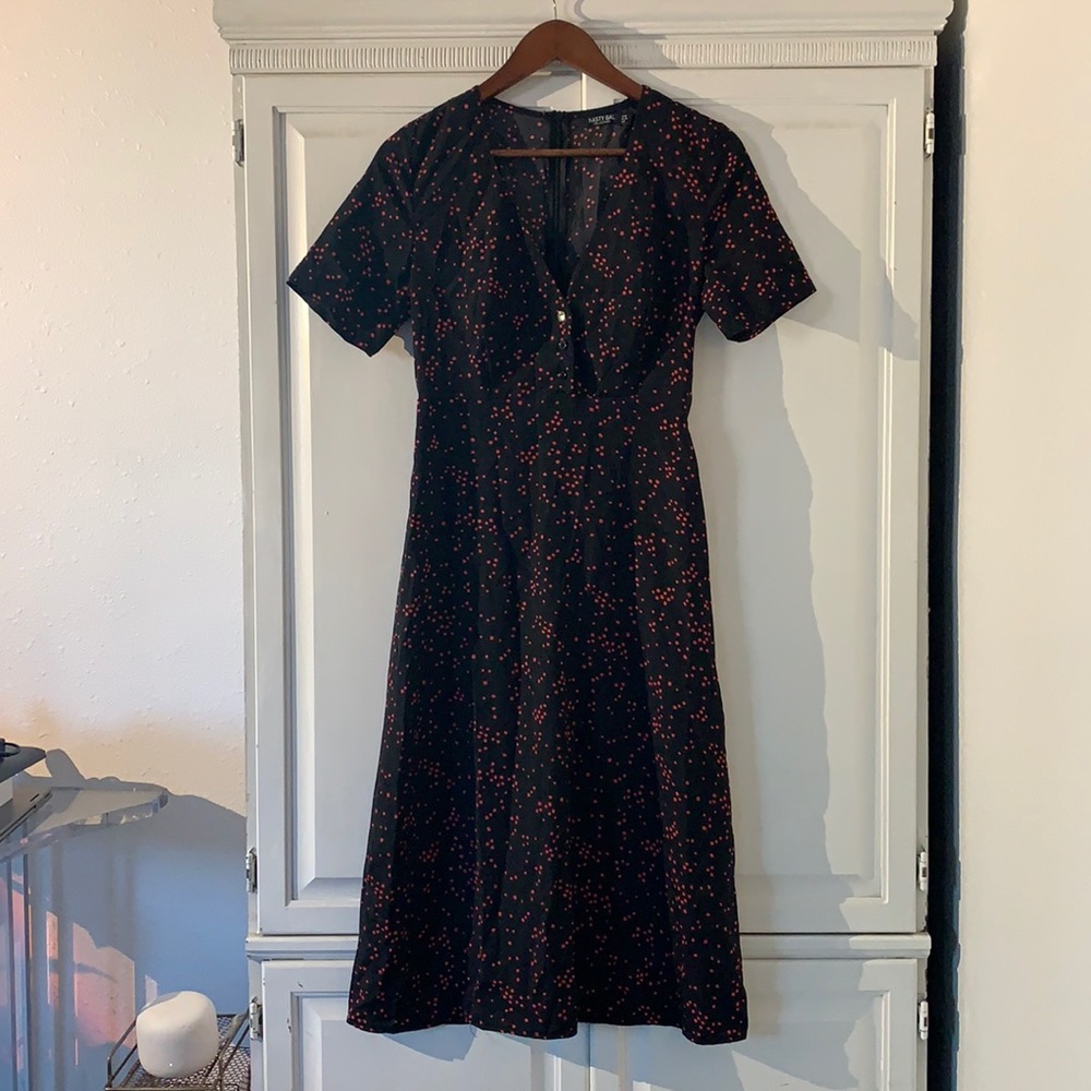 Black and red print dress